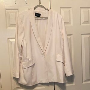 New-Eloquii Tailor Fit Blazer